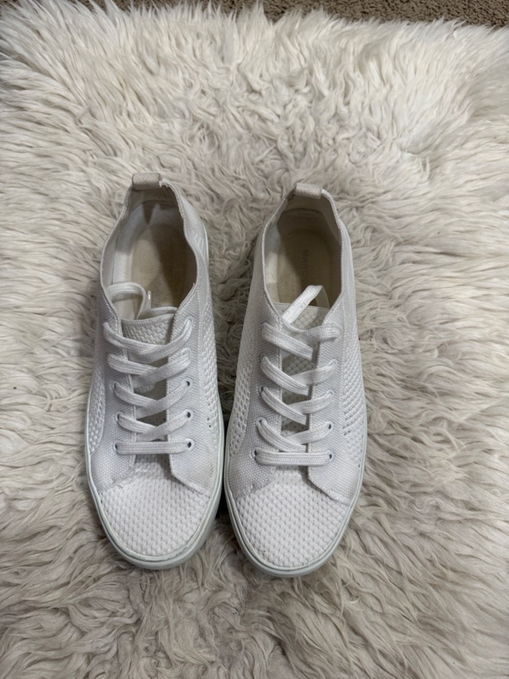 Marc Fisher Women's Sashya Lace-Up
Knit low top‎ Athleisure White 9M excellent